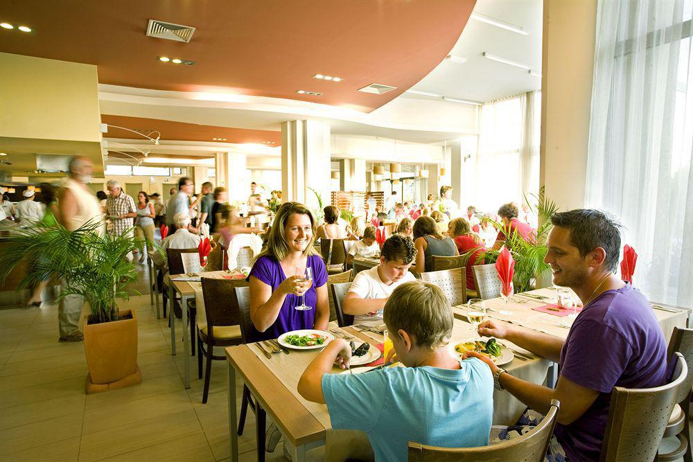 Valamar Parentino Hotel Poreč Restaurant photo